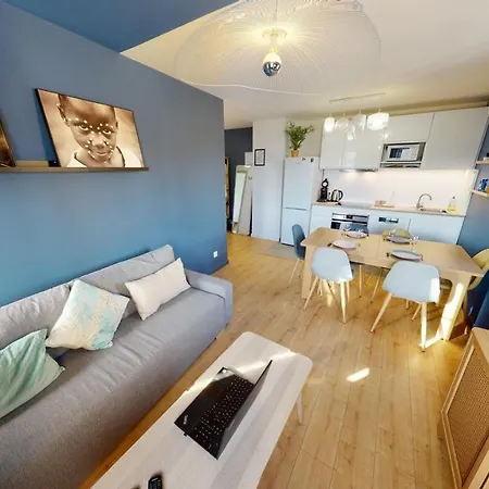 Le De Vallieres 3 Pieces Netflix Apartment *