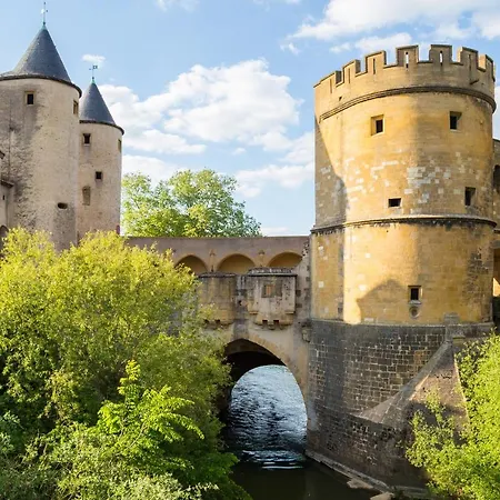 Le De Vallieres 3 Pieces Netflix Appartement